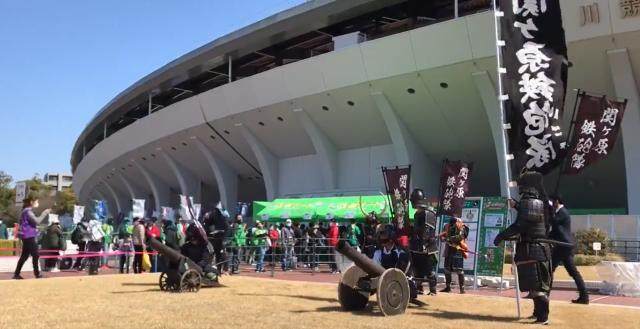 穿越历史:日本联赛周日战国械斗 周六明治维新